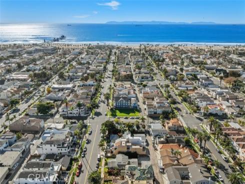 509  8th   Street, Huntington Beach, CA