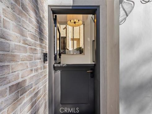 509  8th   Street, Huntington Beach, CA