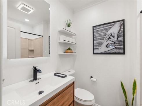 2323  Huntington  904  Street, Huntington Beach, CA