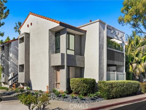 2323  Huntington  904  Street, Huntington Beach, CA