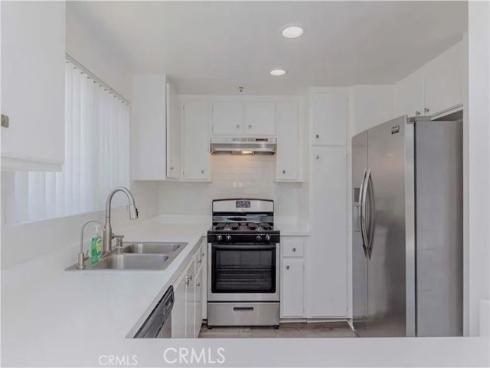 17722  Sergio Cir  203 , Huntington Beach, CA