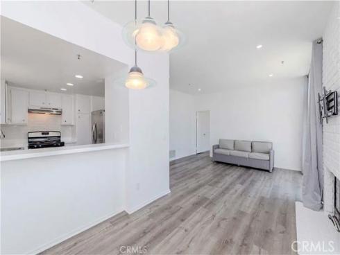 17722  Sergio Cir  203 , Huntington Beach, CA