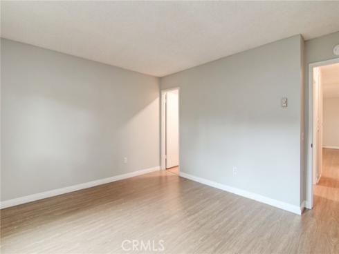 8777 Coral Springs 2B Court, Huntington Beach, CA