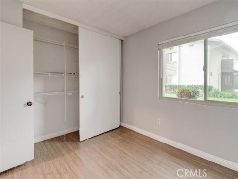 8777 Coral Springs 2B Court, Huntington Beach, CA