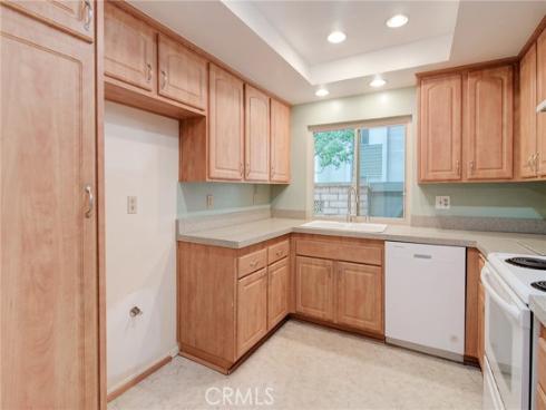 8777 Coral Springs 2B Court, Huntington Beach, CA