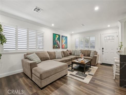 16407 De Anza , Huntington Beach, CA