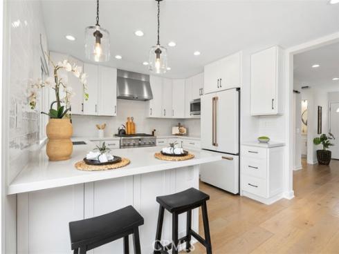 19662 Stern Lane , Huntington Beach, CA