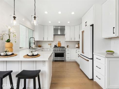 19662 Stern Lane , Huntington Beach, CA