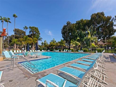 19662 Stern Lane , Huntington Beach, CA