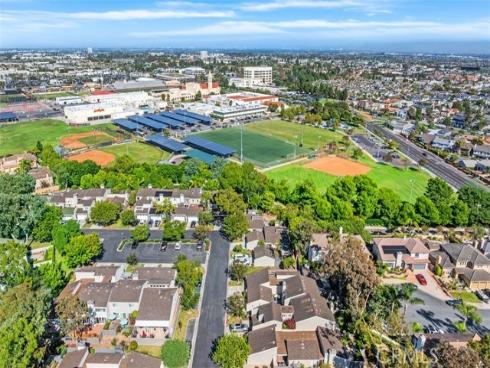 19662 Stern Lane , Huntington Beach, CA