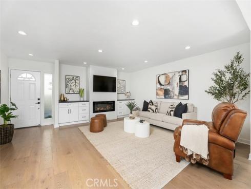 19662 Stern Lane , Huntington Beach, CA