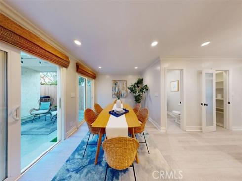 322 12 th , Huntington Beach, CA