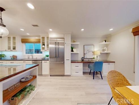 322 12 th , Huntington Beach, CA