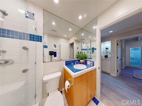 322 12 th , Huntington Beach, CA