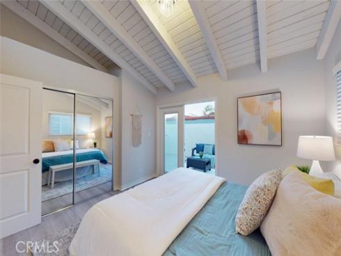 322 12 th , Huntington Beach, CA