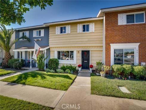 19917 Piccadilly , Huntington Beach, CA