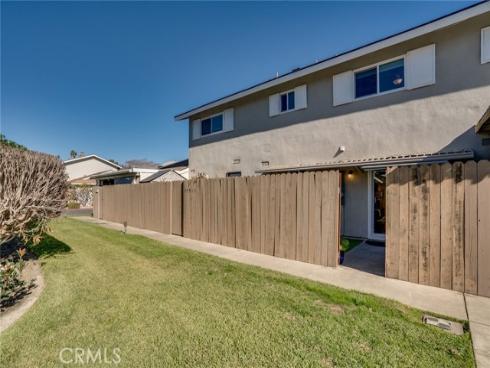 19917 Piccadilly , Huntington Beach, CA