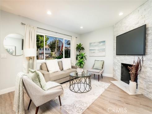 19917 Piccadilly , Huntington Beach, CA