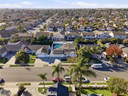 15311  Yorkshire   Lane, Huntington Beach, CA