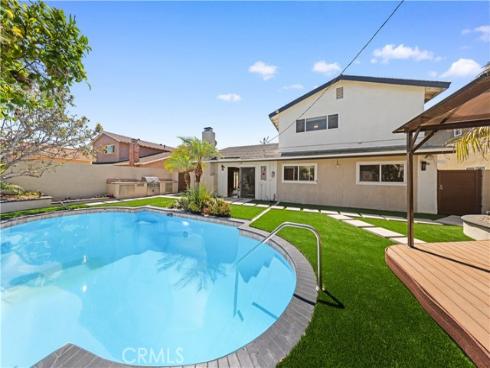 9331  Cape Cod   Drive, Huntington Beach, CA