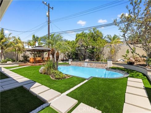 9331  Cape Cod   Drive, Huntington Beach, CA