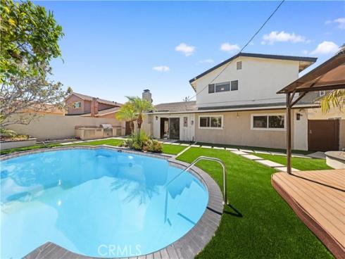 9331  Cape Cod   Drive, Huntington Beach, CA
