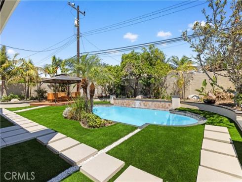 9331  Cape Cod   Drive, Huntington Beach, CA