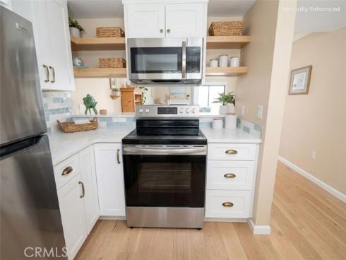 4682 Warner B103 Avenue, Huntington Beach, CA