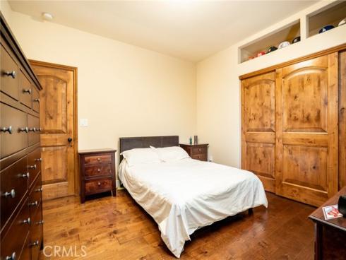 5162 Edinger , Huntington Beach, CA