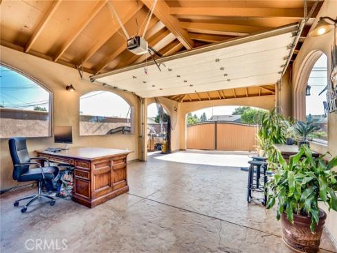 5162 Edinger , Huntington Beach, CA
