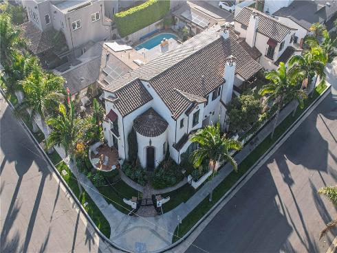 1119 Pine , Huntington Beach, CA