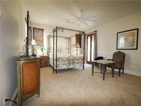 1119 Pine , Huntington Beach, CA