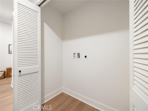 414 Main St 300 , Huntington Beach, CA