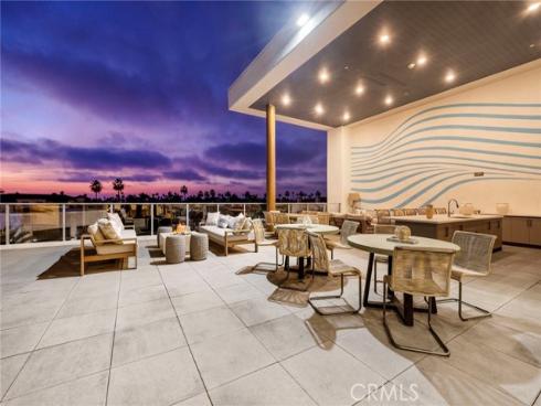 414 Main St 300 , Huntington Beach, CA