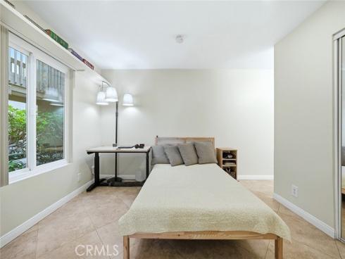 4852 Cabana Dr 104 , Huntington Beach, CA