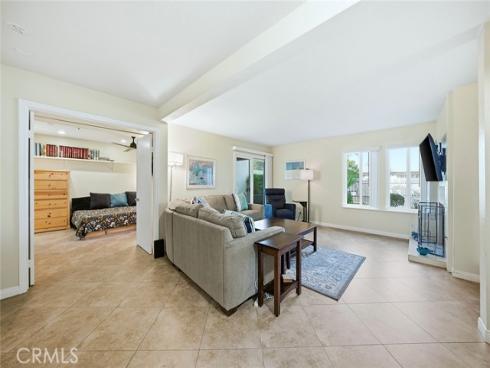 4852 Cabana Dr 104 , Huntington Beach, CA