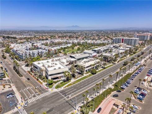 9958 Continental Drive, Huntington Beach, CA