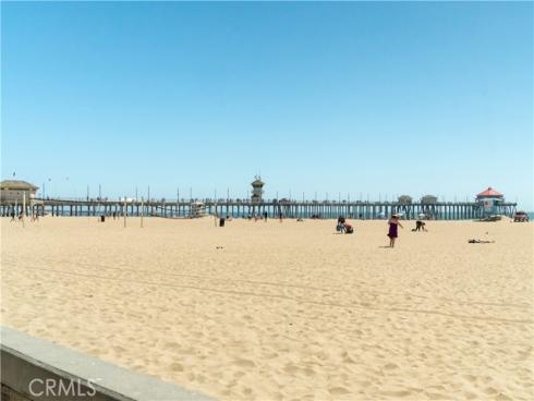 9958 Continental Drive, Huntington Beach, CA