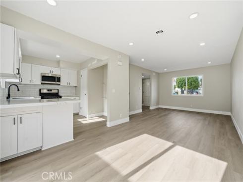 9958 Continental Drive, Huntington Beach, CA