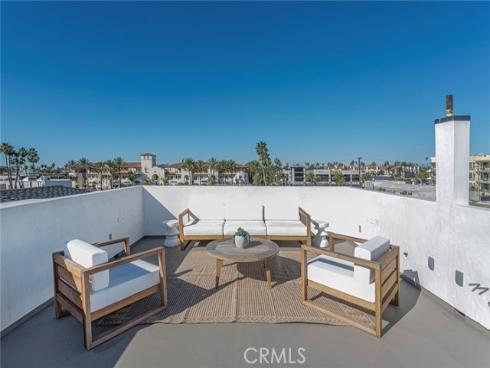 328 3rd , Huntington Beach, CA