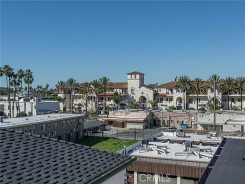 328 3rd , Huntington Beach, CA