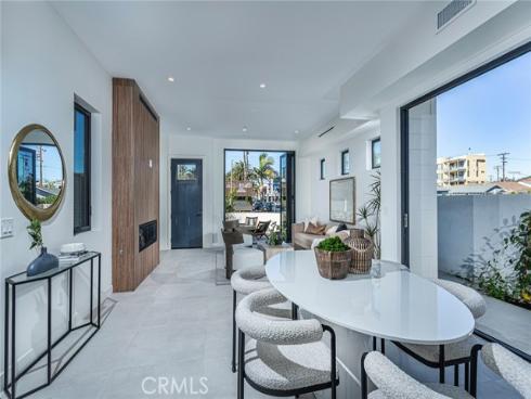 328 3rd , Huntington Beach, CA