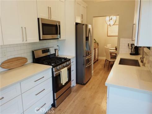 7402 Yellowtail 202 Drive, Huntington Beach, CA