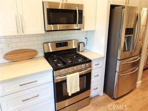 7402 Yellowtail 202 Drive, Huntington Beach, CA