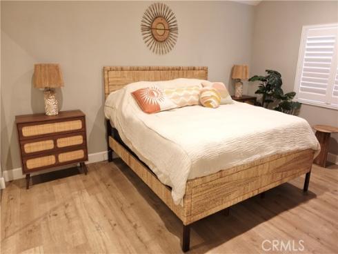 7402 Yellowtail 202 Drive, Huntington Beach, CA