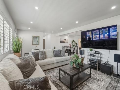 15631 Plymouth , Huntington Beach, CA