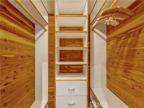 221 Hartford Avenue, Huntington Beach, CA