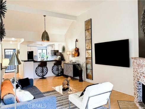 7911 Woodlake 76 Drive, Huntington Beach, CA