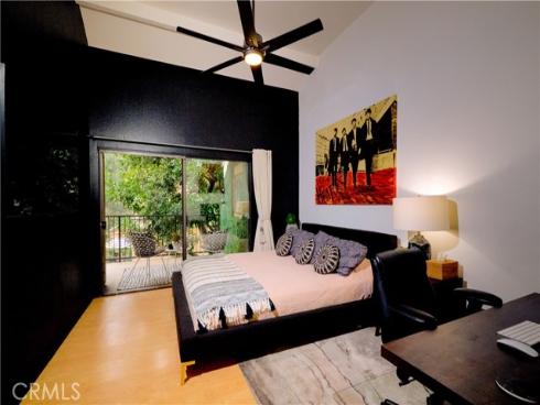 7911 Woodlake 76 Drive, Huntington Beach, CA