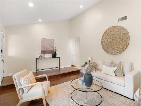 8592 Larkport Drive, Huntington Beach, CA